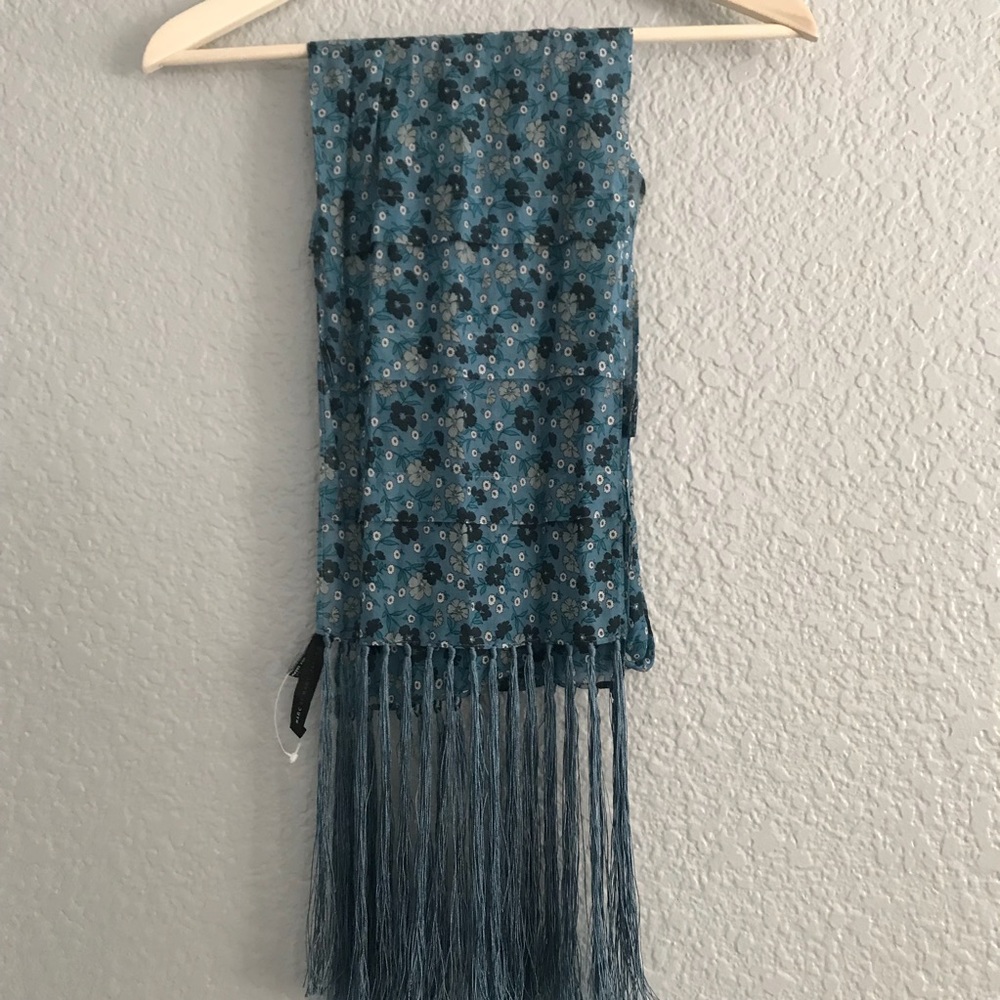 Marc Jacobs scarf.